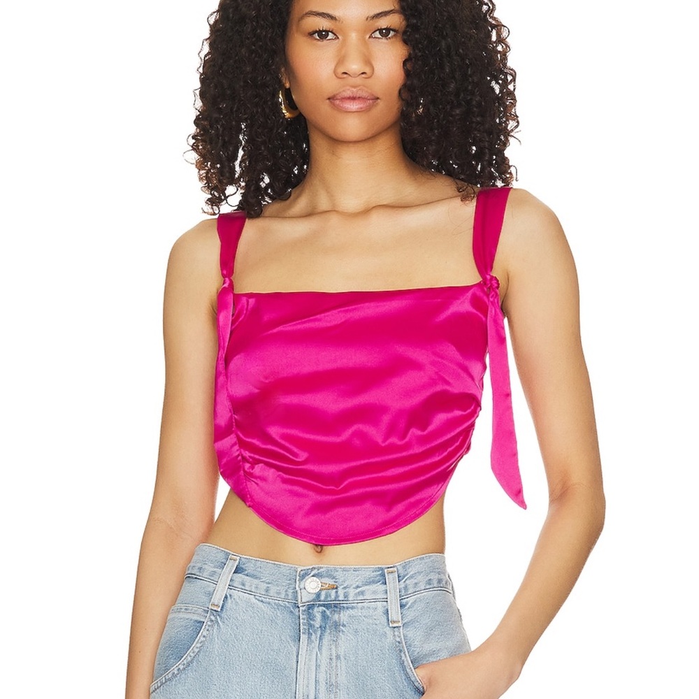 Women’s Revolve Bright Pink Crop Top with Adjustable Straps size small  NWOT
